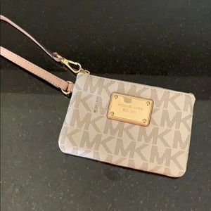 Michael Kors wristlet